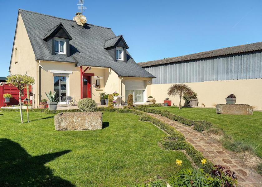 Brittany Saint-Meloir-des-Ondes Exterior view