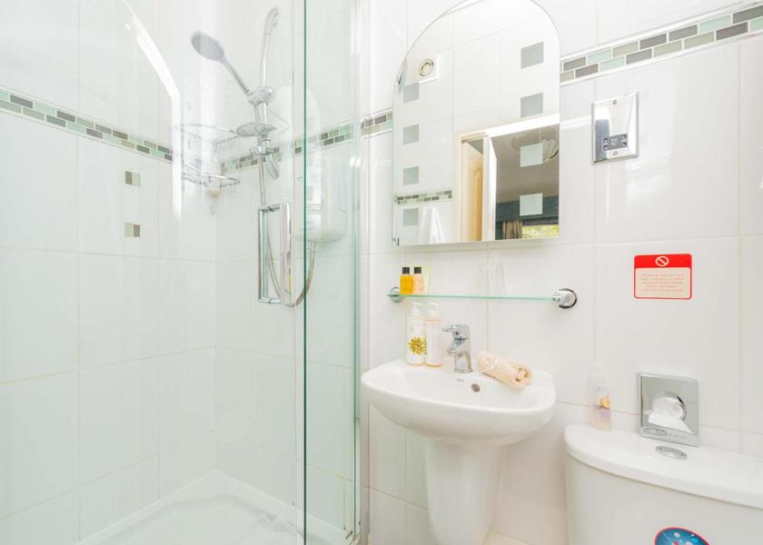 England Church Stretton Single Room with Shower