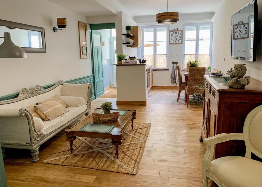Pays de la Loire Fontevraud-l'Abbaye Double Room with Private Bathroom