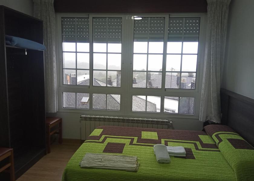 Galicia Palas de Rei Double Room with Private Bathroom