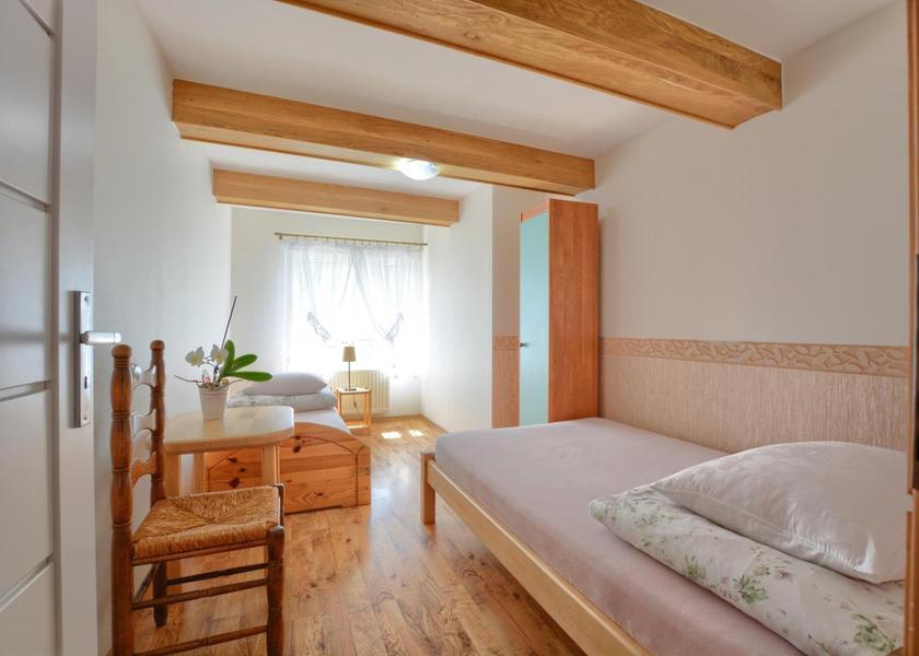 Podkarpackie Voivodeship Ustrzyki Dolne Triple Room with Private Bathroom