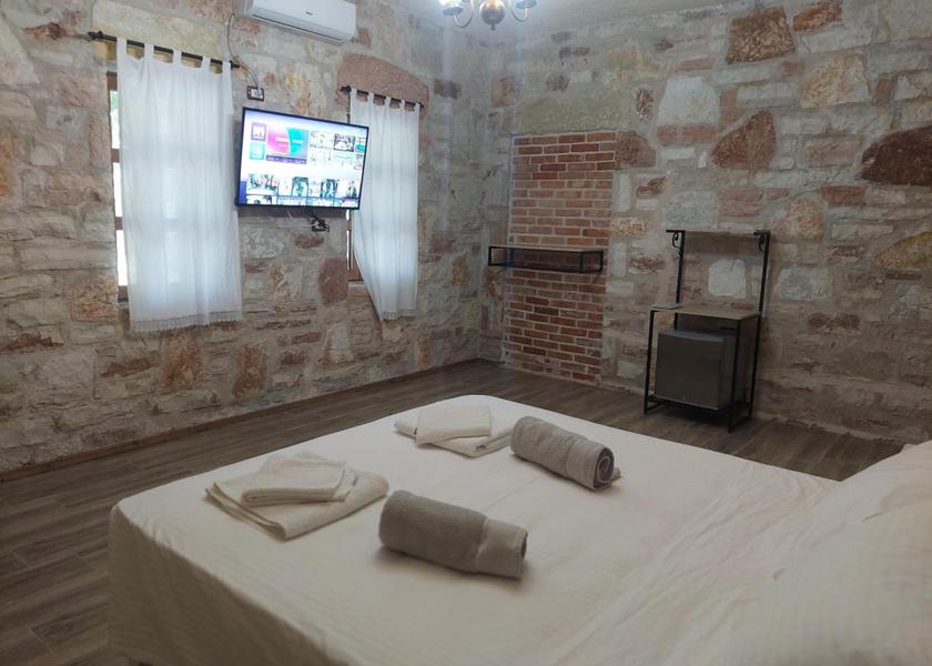 Vlorë County Ksamil Deluxe Double Room with Shower