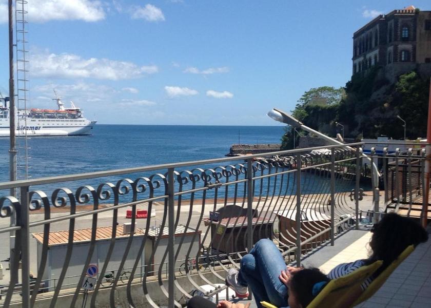 Sicily Lipari Balcony/terrace