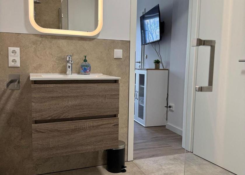 Lower Saxony Schneverdingen Two-Bedroom Apartment with Shower 