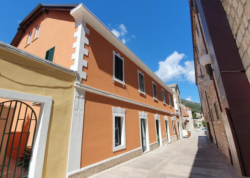 Split-Dalmatia Bol 