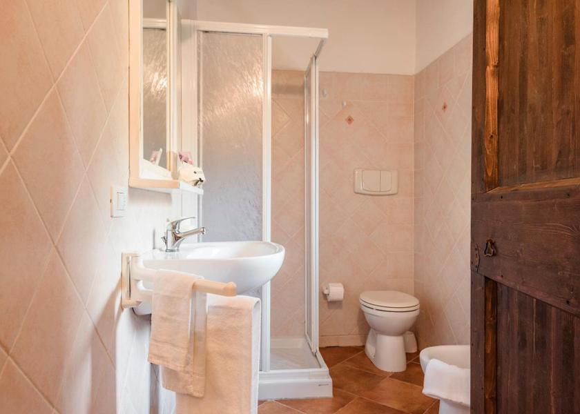 Tuscany Monterotondo Marittimo One-Bedroom Apartment