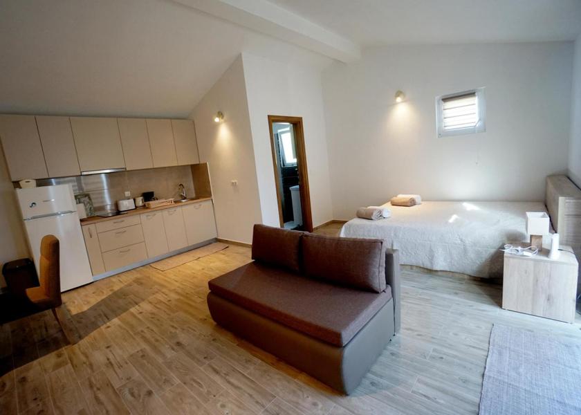 Sibenik-Knin Tisno Double Room with Balcony (2 Adults + 1 Child)