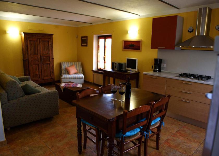 Piedmont La Morra Apartment - Ground Floor