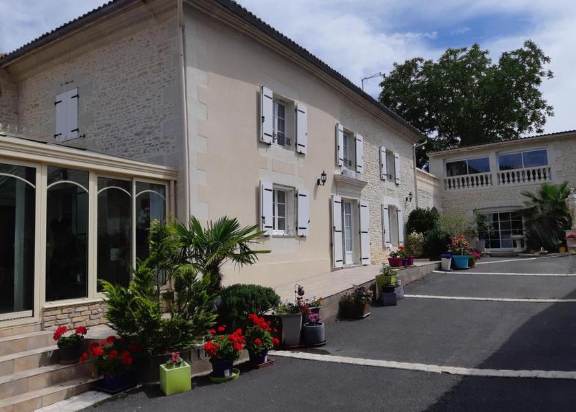Nouvelle-Aquitaine Jaunay-Marigny Exterior view