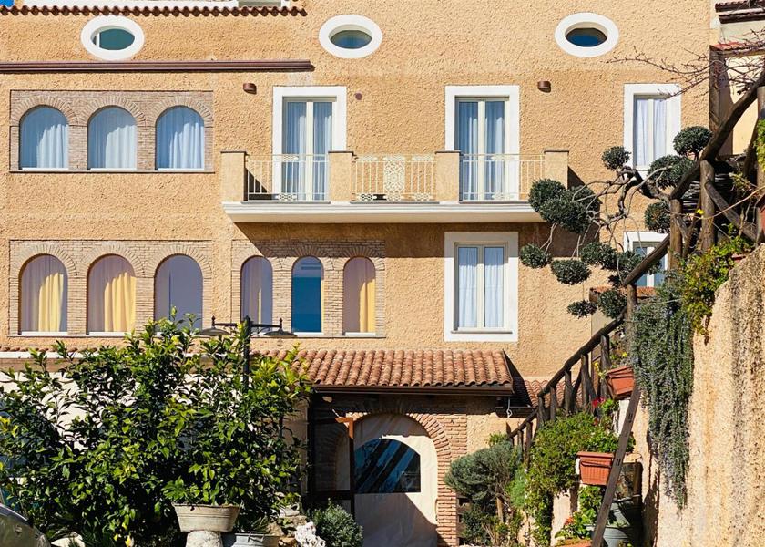 Campania Camerota Exterior view