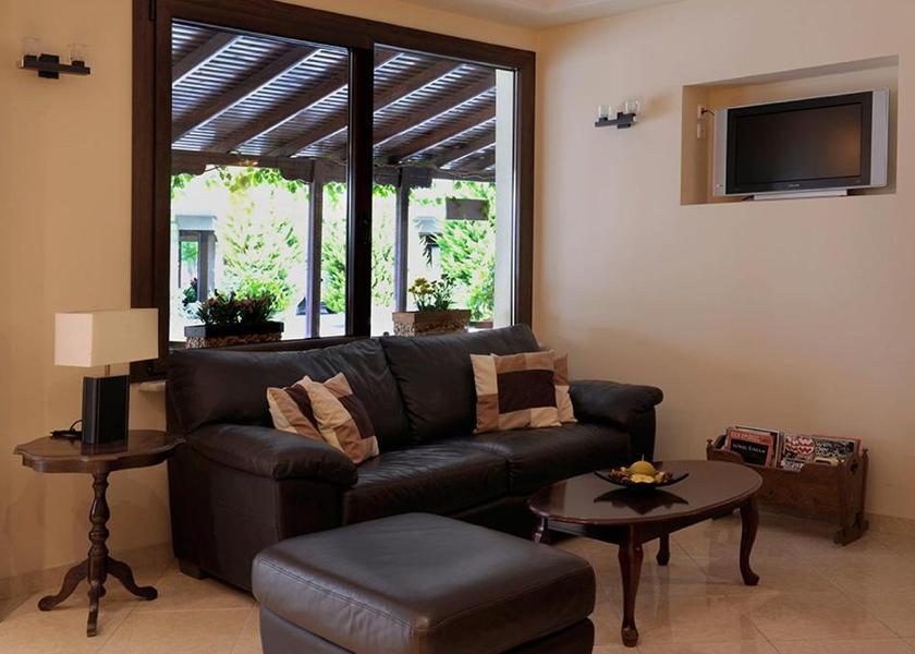 Central Macedonia Katerini Shared lounge/TV area