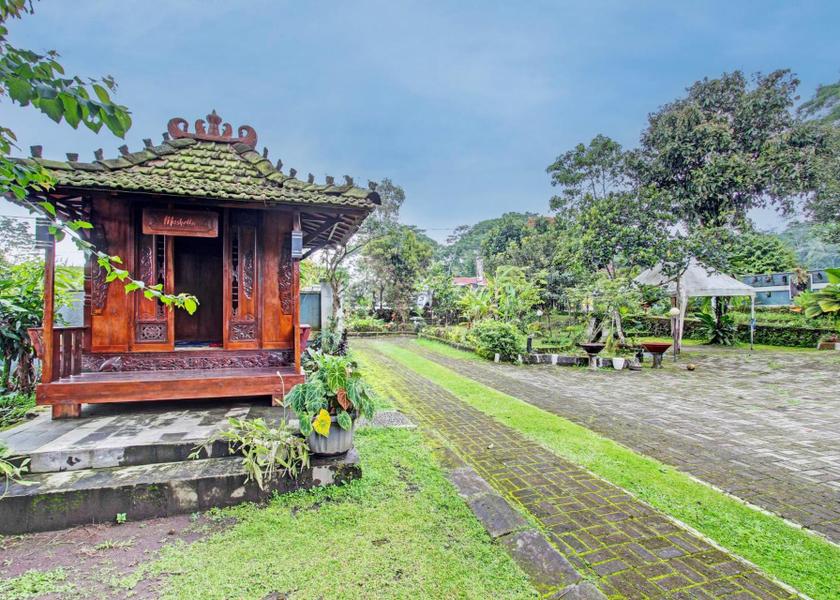 Special Region of Yogyakarta Pakem Lobby