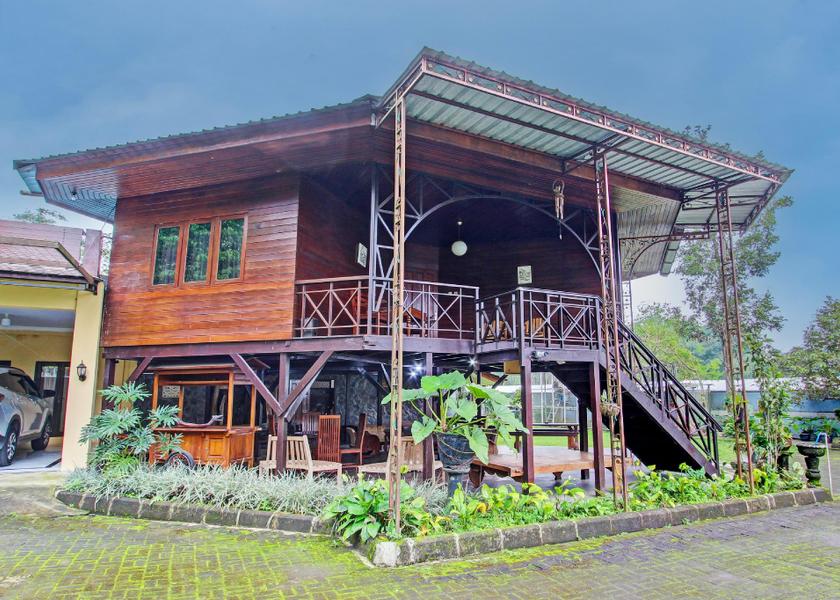Special Region of Yogyakarta Pakem Exterior view