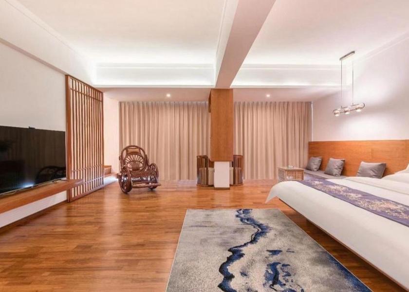 Henan Zhengzhou Double Room with Patio