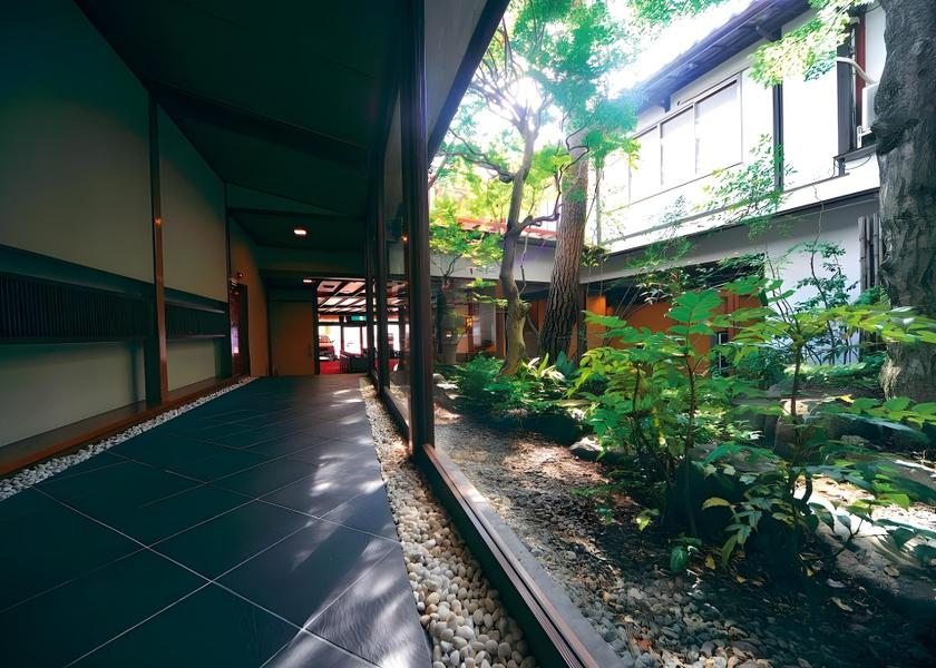 Gifu Gero Public Areas