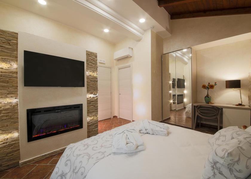 Calabria Gioia Tauro Superior Double Room
