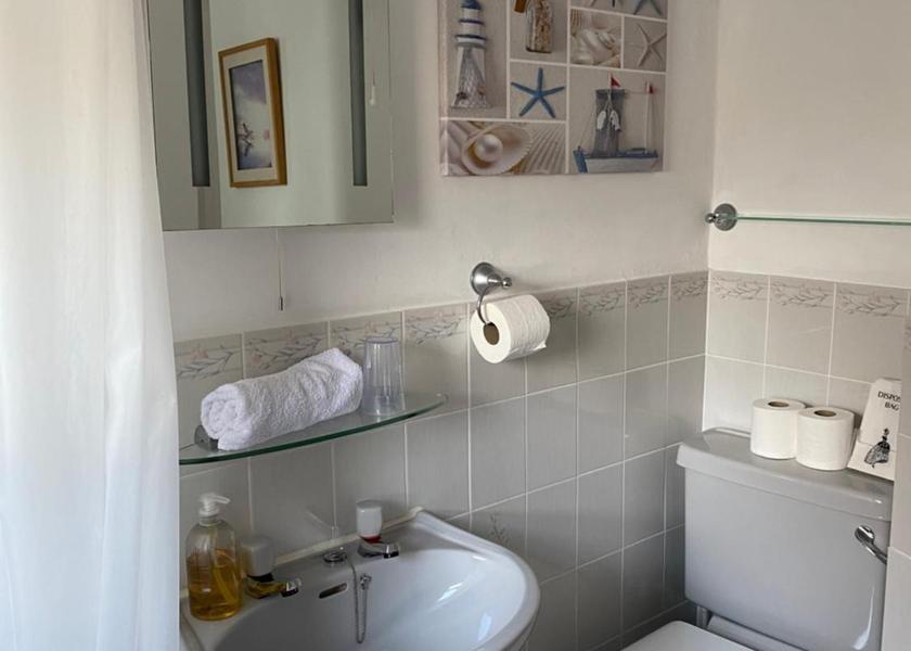England Paignton Small Double Room