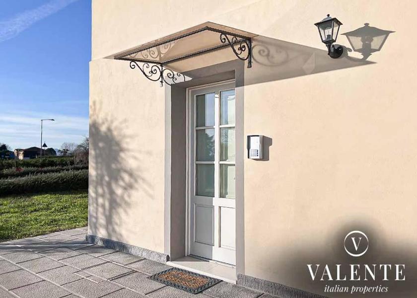 Tuscany Capannori Exterior view