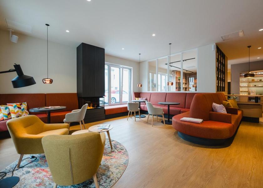 North Rhine-Westphalia Duisburg Shared lounge/TV area