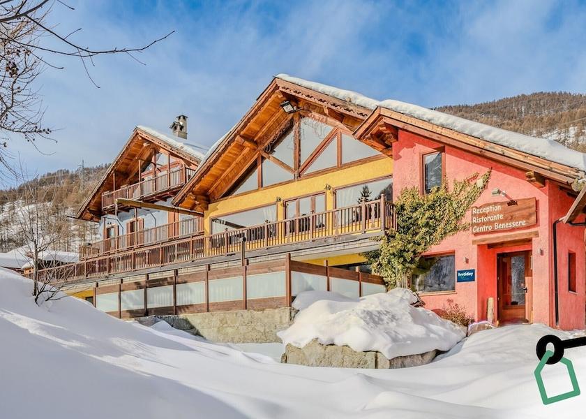 Piedmont Pragelato Front of property