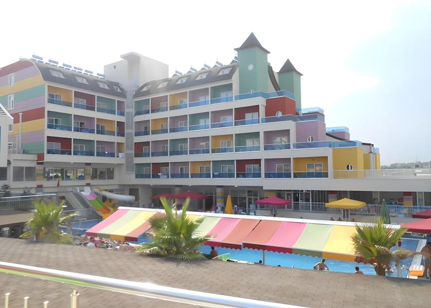  Side Exterior view