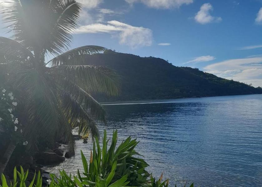  Praslin Island 