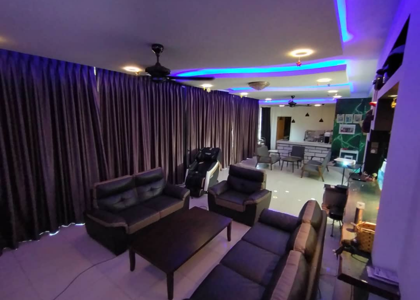 Sarawak Lawas Shared lounge/TV area