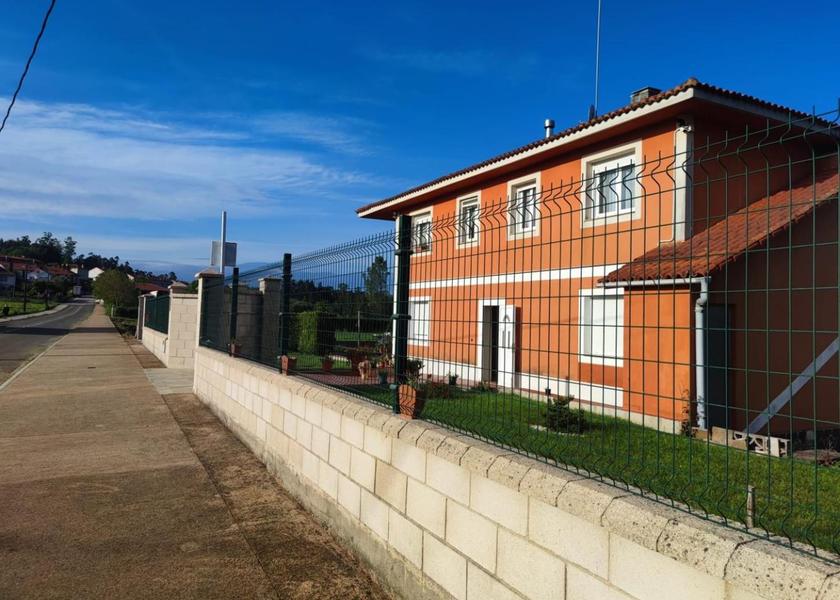 Galicia O Pino Entrance