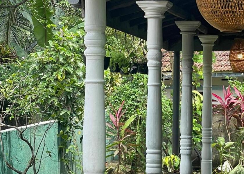 Southern Province Boossa Garden