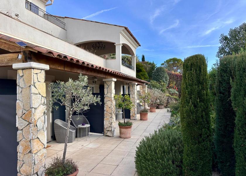 Provence-Alpes-Côte d'Azur Mougins Exterior view