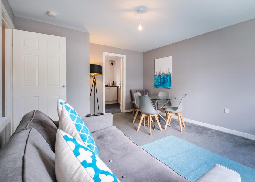 Scotland Coatbridge Apartment-Private Bathroom