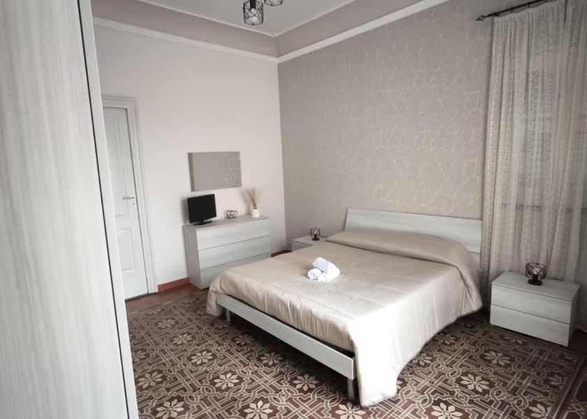 Sicily Bronte Double Room with Private Bathroom