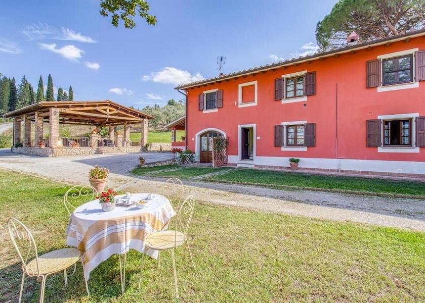 Tuscany Castelfiorentino Outdoor dining