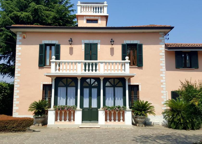Lombardy Moniga del Garda Exterior view