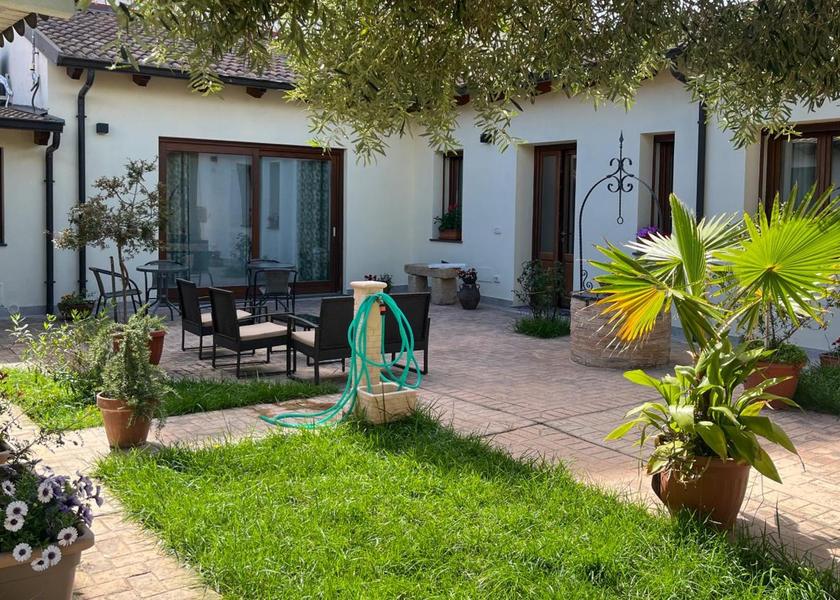 Sardinia Cabras Exterior view