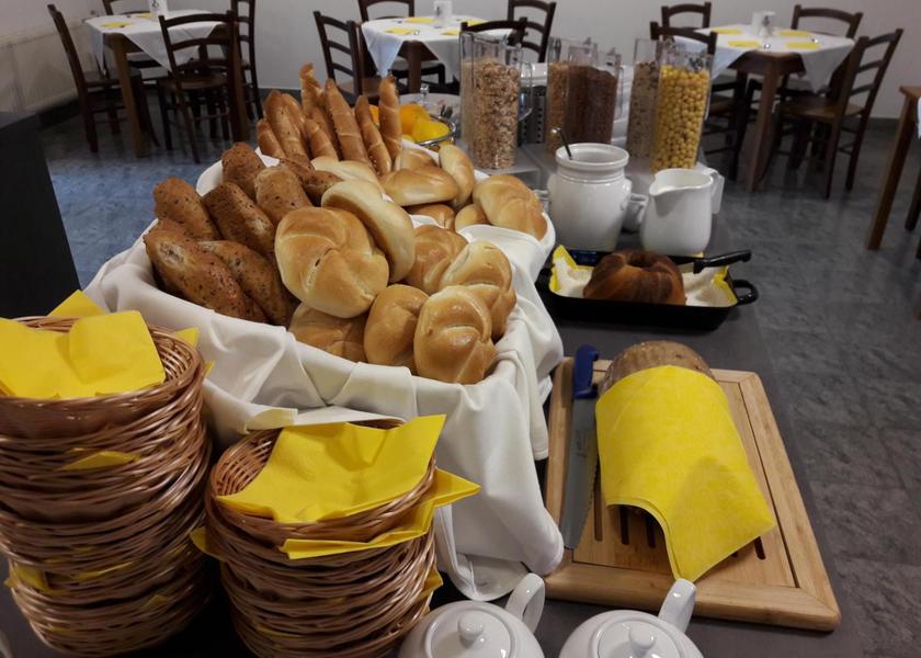 Burgenland Podersdorf am See Food and beverages
