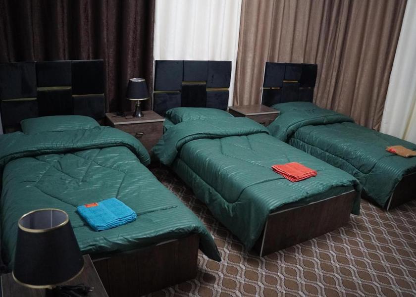 Ma'an Governorate Wadi Musa Economy Triple Room with Shared Bathroom