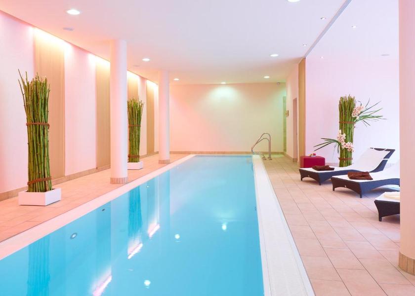 Hessen Neu-Isenburg Swimming pool