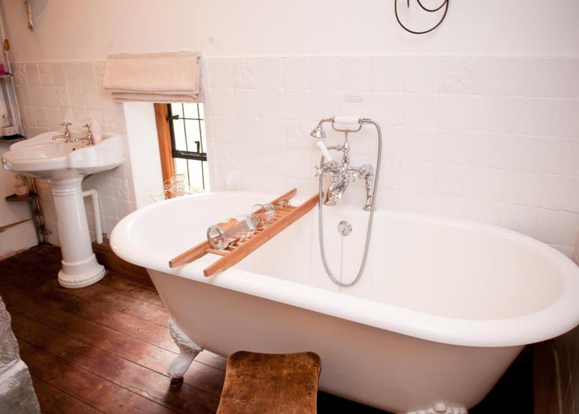 England Craven Arms Suite