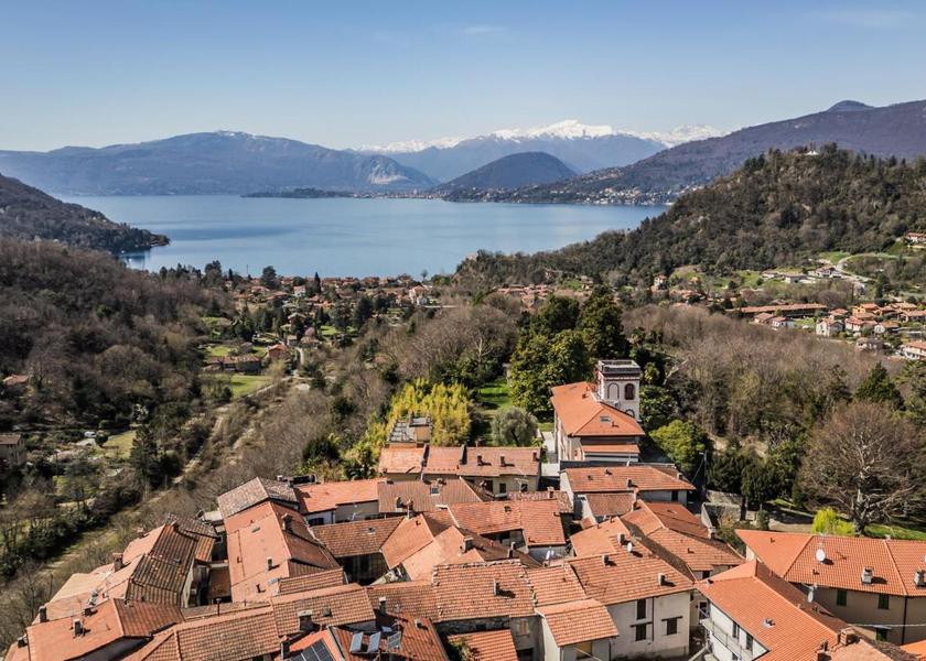 Lombardy Castelveccana 