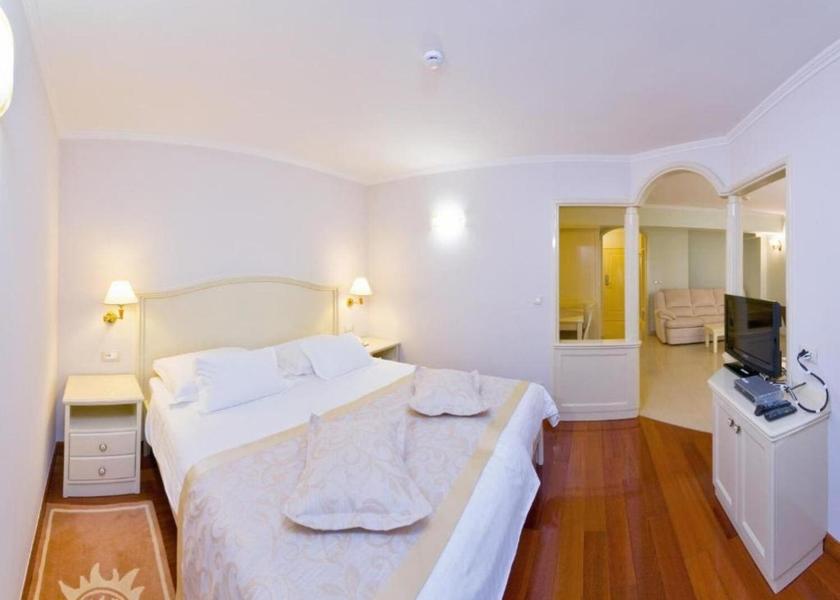 Split-Dalmatia Brela Studio - Second Floor