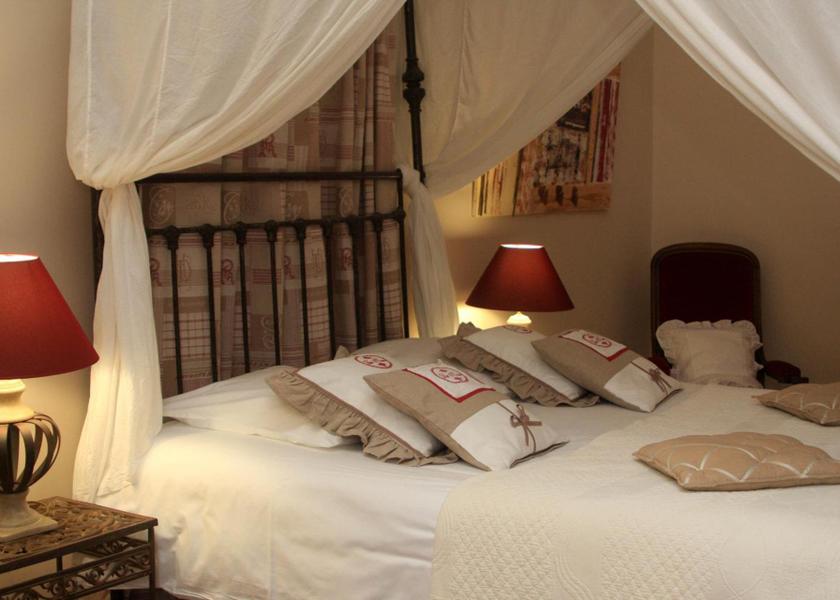 Nouvelle-Aquitaine Montussan Beige Double Room