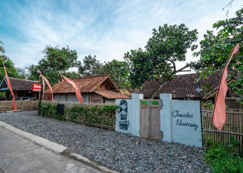 Central Java Borobudur Exterior view