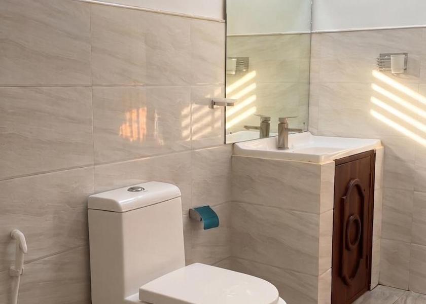 Southern Province Weerawila Deluxe Twin Room