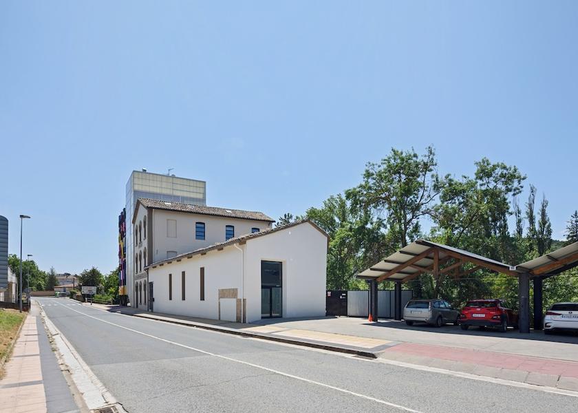 Navarre Estella Front of property