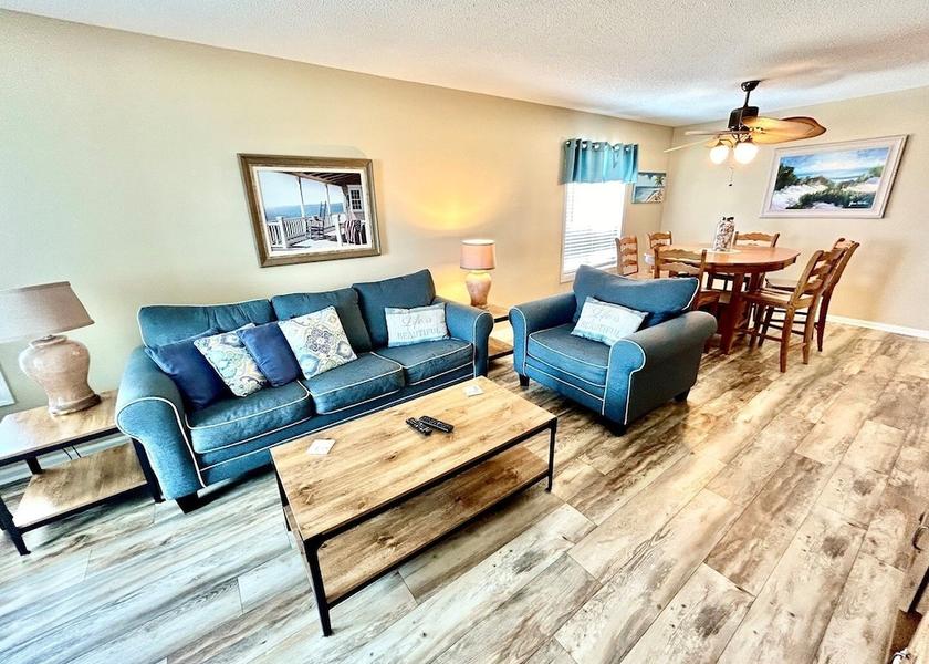 South Carolina Surfside Beach Living area