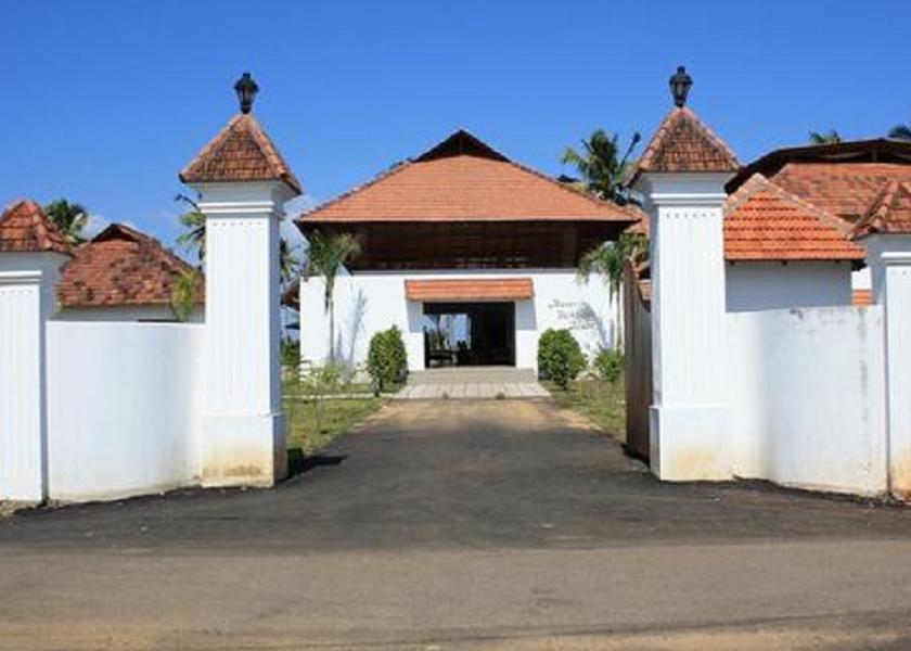 Kerala Kumarakom Hotel Exterior