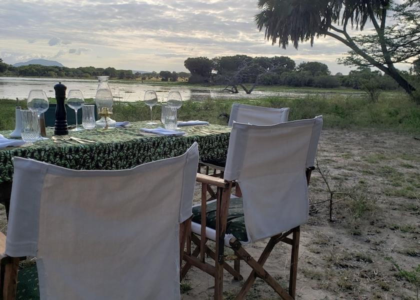  Selous Game Reserve Outdoor dining