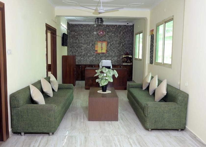 Uttarakhand Pithoragarh Lobby