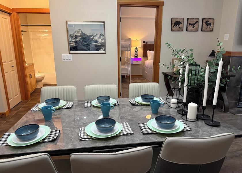 Alberta Canmore In-room dining